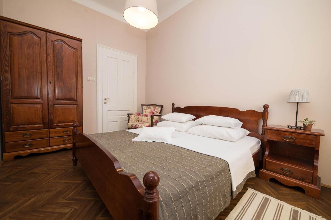 Apartmani Marion Crikvenica Esterno foto