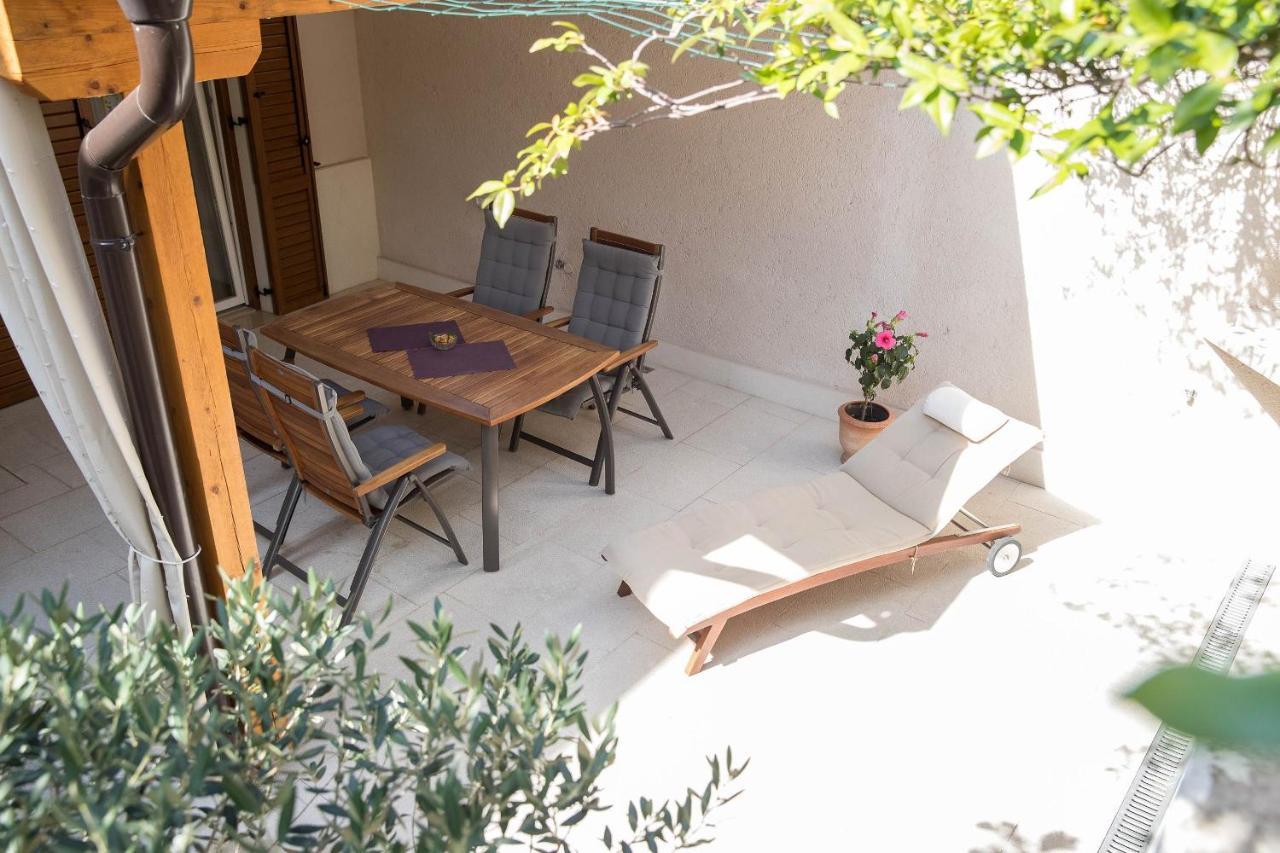 Apartmani Marion Crikvenica Esterno foto