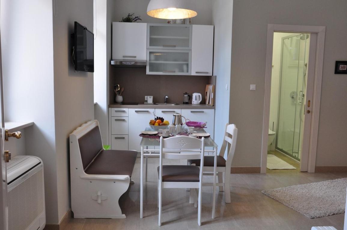 Apartmani Marion Crikvenica Esterno foto