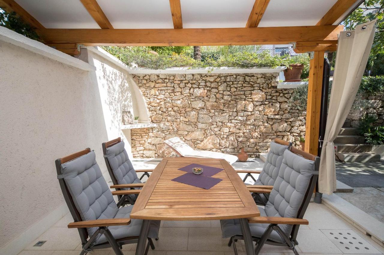 Apartmani Marion Crikvenica Esterno foto
